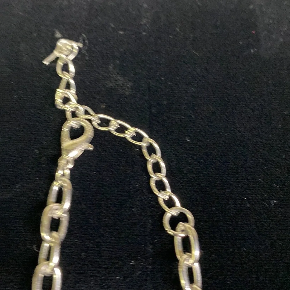 Silver tone and stone necklace 3/10$ - Picture 3 of 5